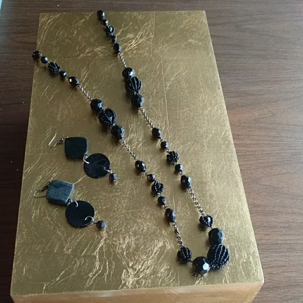 BIG SALE Wood Necklace and earnings